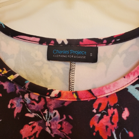 Charlies Project Dress with Pockets - Picture 3 of 3